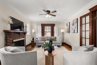 52 Sheffield Rd unit 2, Roslindale, MA 02131 - photo 3