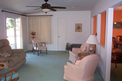 10609 W Mission Ln, Sun City, AZ 85351 - photo 5