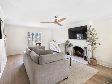 Family Room w/New Propeller Fan