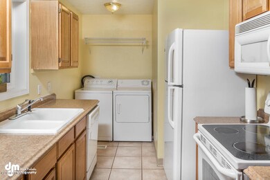 Kitchen / Laundry