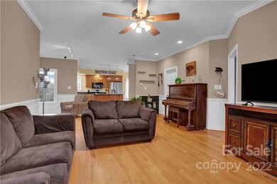 3535 Cambridge Place, Statesville, NC 28625 - photo 5