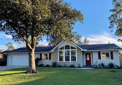 7076 Holiday Hill Ct, Jacksonville, FL 32216 - photo 3