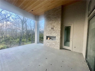 7260 NW Pampas Ln, Parkville, MO 64152 - photo 4