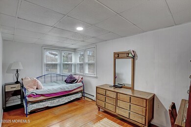10-Bedroom