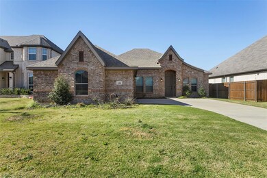 109 Colonial Dr, Joshua, TX 76058 - photo 2