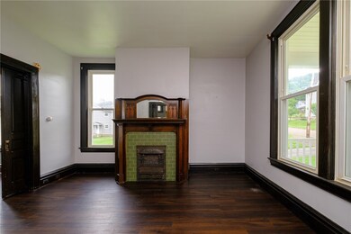 208 S 8th St, West Newton, PA 15089 - photo 4