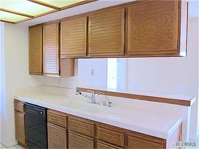 Lots of kitchen cabinets and counter space