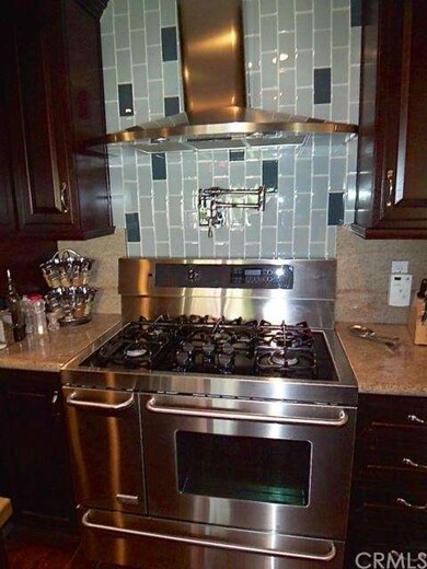 525 E 17th St, Upland, CA 91784 - photo 6