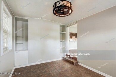 5630 Kimbrell Dr S, Jacksonville, FL 32210 - photo 5