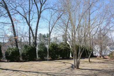 32 Hillcrest Rd, Dracut, MA 01826 - photo 7