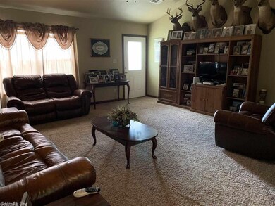 0 Cr 780 unit 20030954, Jonesboro, AR 72401 - photo 3