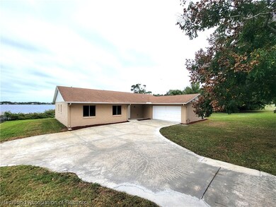 228 S Huntley Dr, Lake Placid, FL 33852 - photo 4