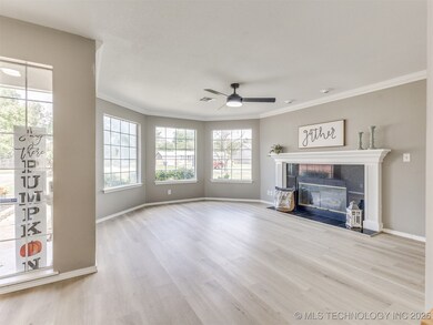 224 E 148th St S, Glenpool, OK 74033 - photo 7