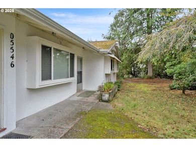 5546 S Shore Dr, Florence, OR 97439 - photo 4