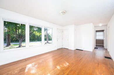 1749 Wilson Ave 24