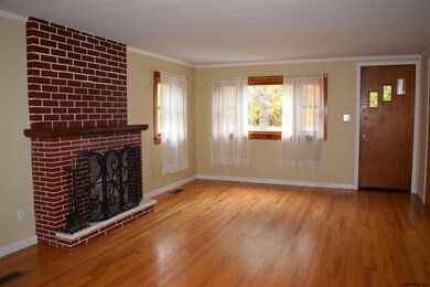 98 Old Gick Rd, Saratoga Springs, NY 12866 - photo 5