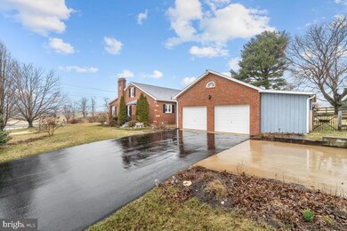 3906 Valley View Rd, Middletown, MD 21769 - photo 4