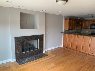 5652 W 63rd St unit 2E, Chicago, IL 60638 - photo 2