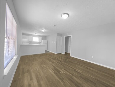 3635 N Macgregor Way unit 19, Houston, TX 77004 - photo 3