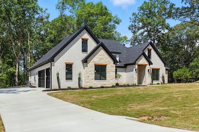 301 Abrielle Ln, Benton, AR 72019 - photo 3