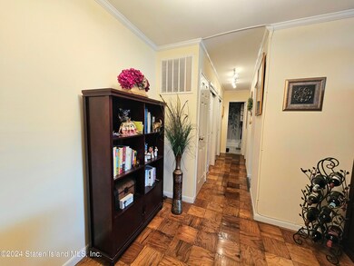 125 Cortelyou Ave unit 2-1, Staten Island, NY 10312 - photo 7