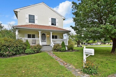 362 E 3rd St, Wind Gap, PA 18091 - photo 2