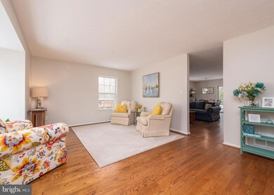 1463 Falcon Nest Ct, Arnold, MD 21012 - photo 2