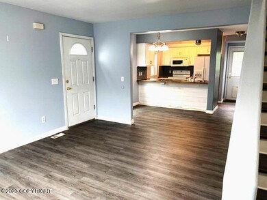 living room to kitchen view