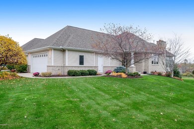 2631 Village Cir-1
