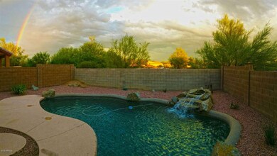 pics_pool-rainbow