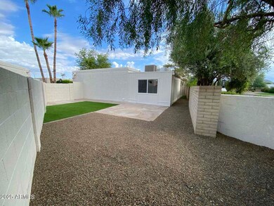 851 E Michelle Dr, Phoenix, AZ 85022 - photo 3