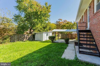 910 Linwood St, Hyattsville, MD 20783 - photo 4