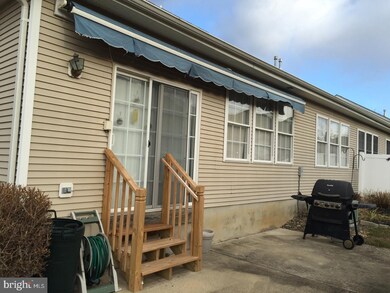 9 Mockingbird Dr, Trenton, NJ 08690 - photo 4