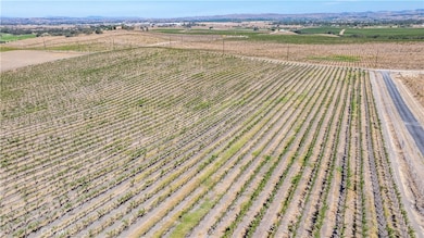 4825 Mill Rd, Paso Robles, CA 93446 - photo 7