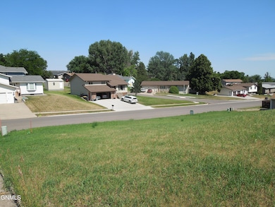 1901 Bruley Rd, Mandan, ND 58554 - photo 2