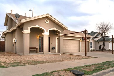 14060 Lago Seco Dr, Horizon City, TX 79928 - photo 3