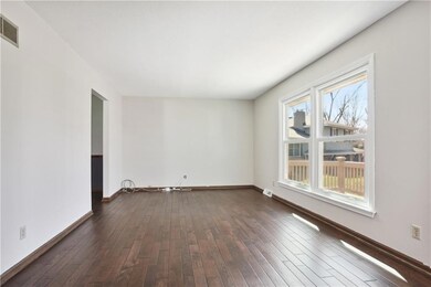 8909 Rene St, Lenexa, KS 66215 - photo 4