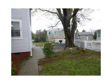 14 Broad St, Warren, RI 02885 - photo 3