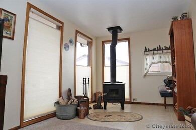 907 Baldwin Dr, Cheyenne, WY 82001 - photo 6