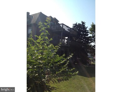 18 N Church St unit 3, Spring City, PA 19475 - photo 2