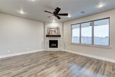 2308 Merlot Ct, Edmond, OK 73012 - photo 5