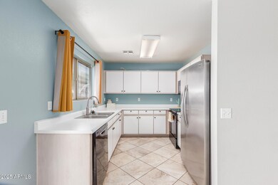 10955 E Flossmoor Ave, Mesa, AZ 85208 - photo 7