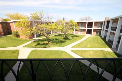 150 E Lake St unit 5A, Elmhurst, IL 60126 - photo 4