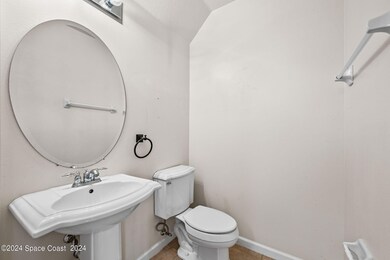 downstairs half bathroom