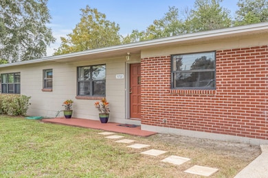 5702 Cedar Forest Dr S, Jacksonville, FL 32210 - photo 4