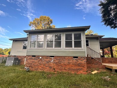 115 Pine Rd, Laurens, SC 29360 - photo 4