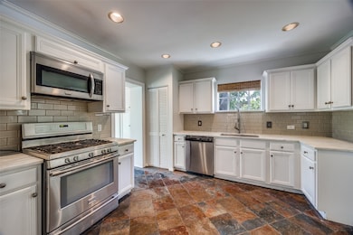 2731 Lovers Ln, Dallas, TX 75225 - photo 5