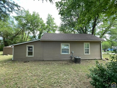 606 Main St, Maple Hill, KS 66507 - photo 5