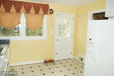 6633 Haycock Rd, Falls Church, VA 22043 - photo 6