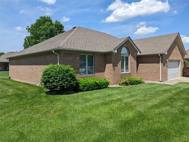 4984 W Hyde Ct, Columbus, IN 47203 - photo 6